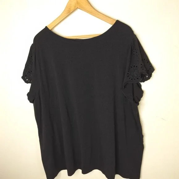 Laurie Felt Top Floral Embroidered Cap Sleeve Tee Black Stretch - Picture 8 of 11